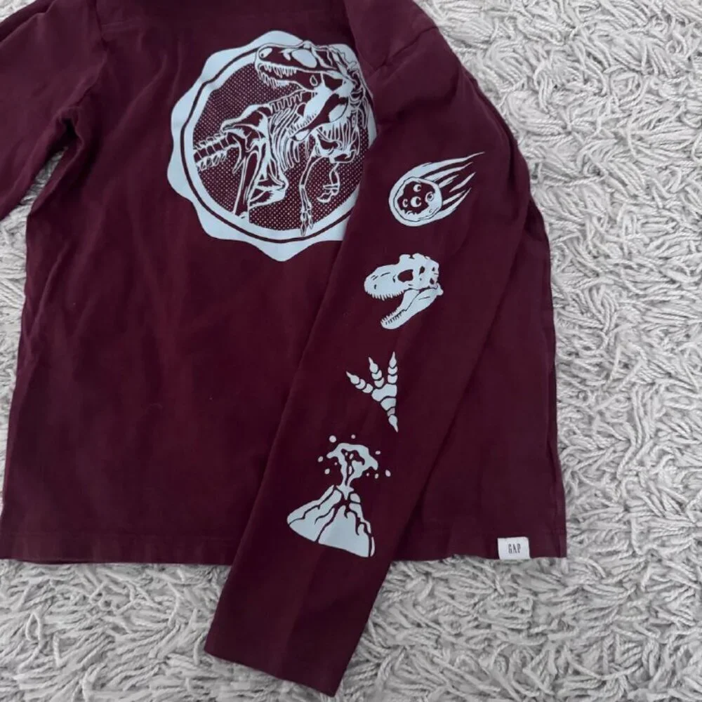 GAP Boy’s Cotton Long Sleeve Dinasaur Print Shirt - Size Medium (7/8YO)